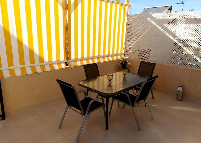 La Marina Bed & Breakfast Hotel