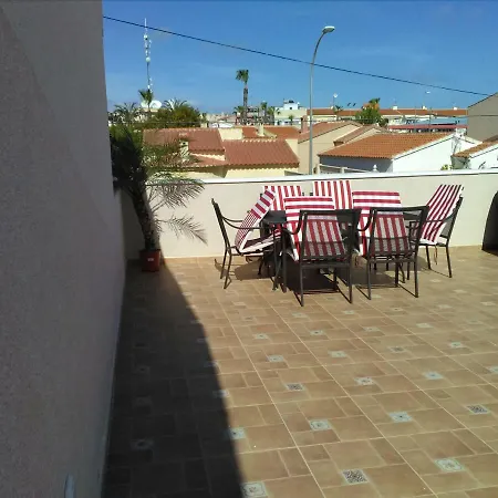 Hotel La Marina Bed & Breakfast La Mariña