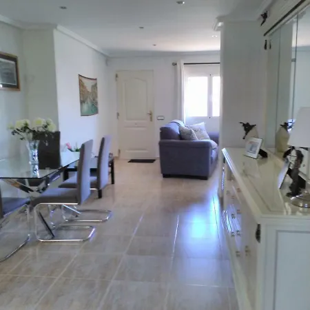 La Marina Bed & Breakfast *